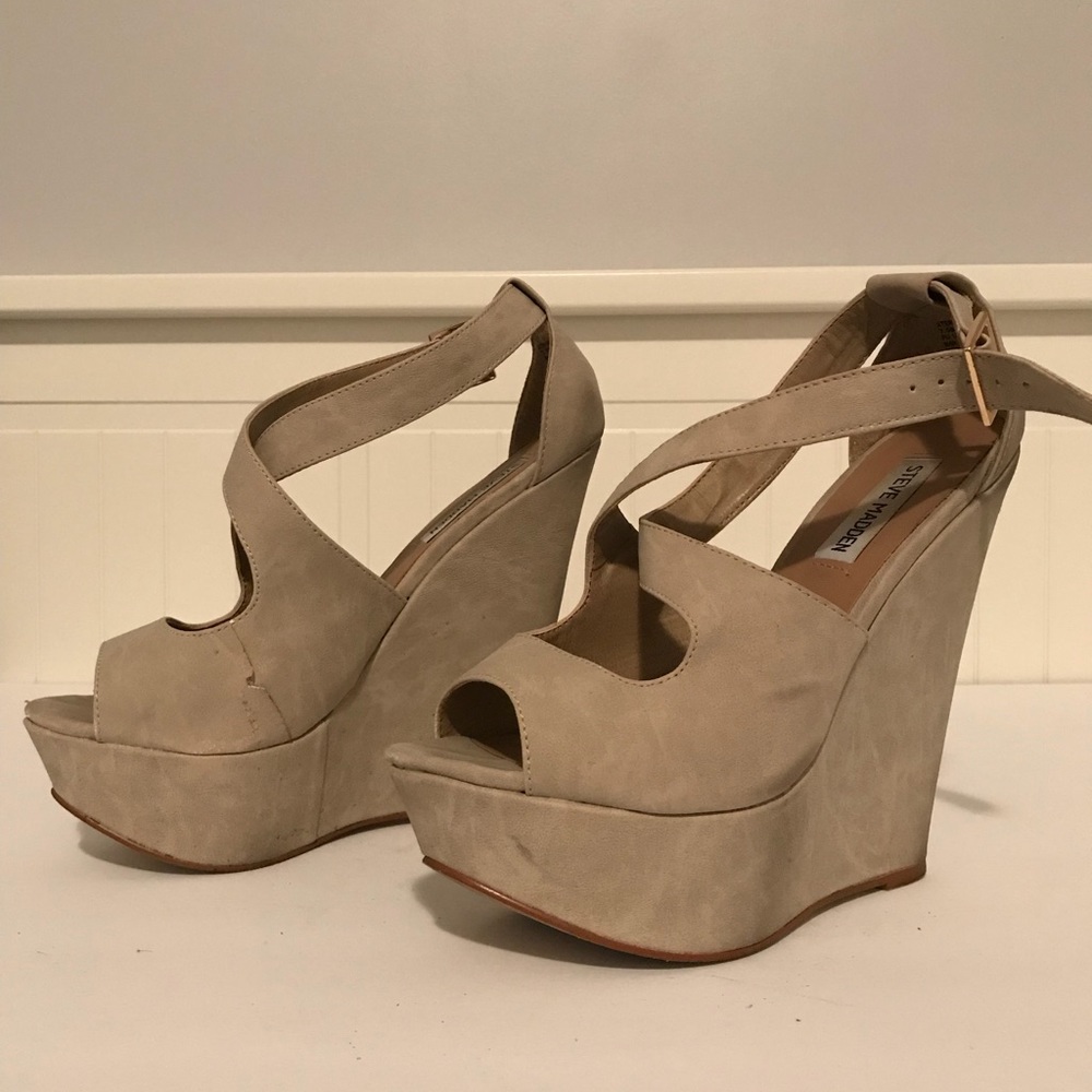 Steve Madden Xternal Wedges